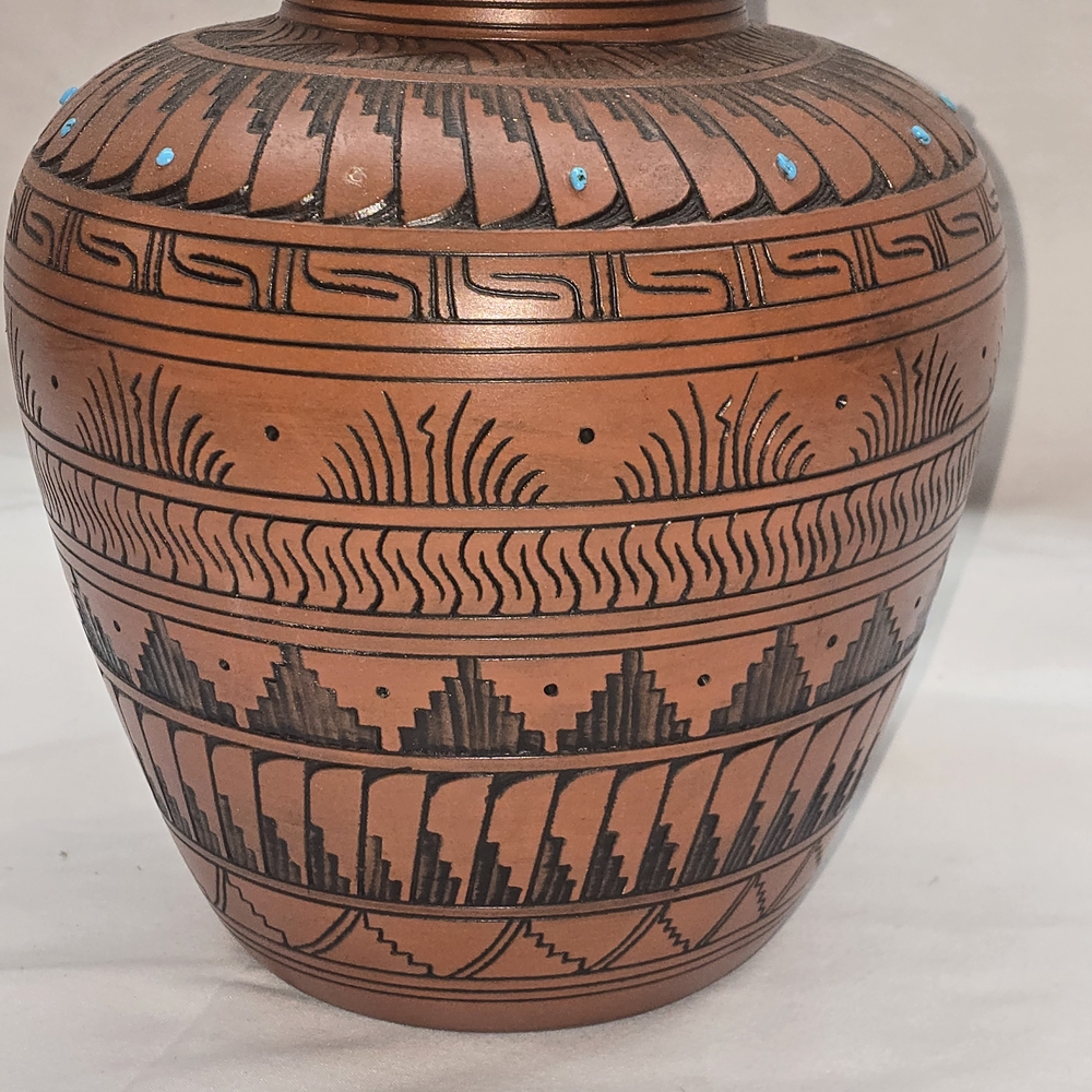Handcrafted Navajo Terracotta Vase